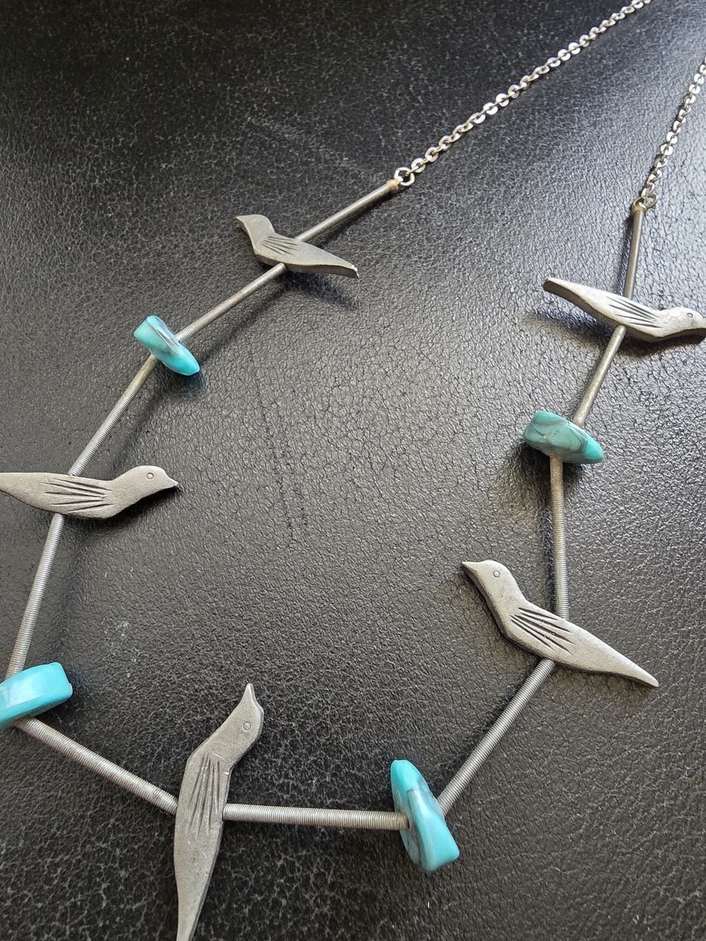 Vintage Southwestern Liquid Silver Style Bird Fetish Turquoise Necklace - Picture 5 of 5